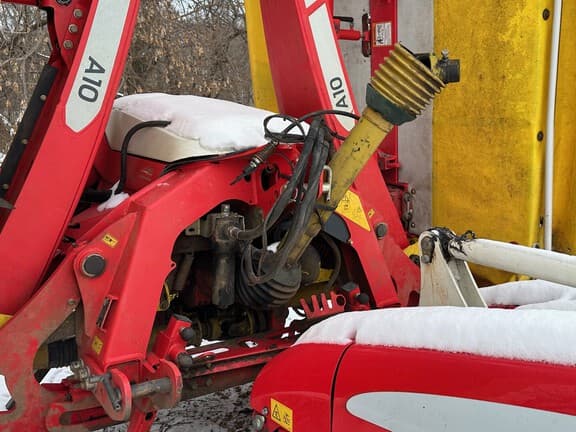 Image of Pottinger Novacat A10 equipment image 1