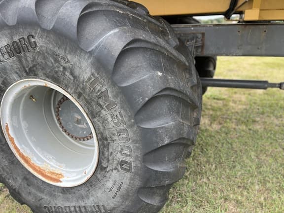 Image of Terra-Gator TG8400C equipment image 4