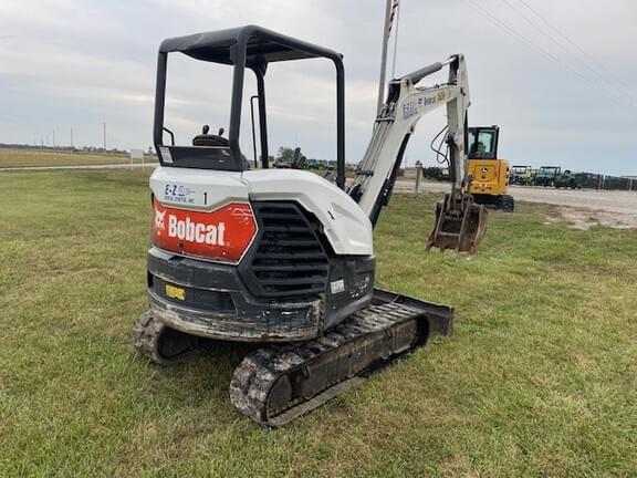 Image of Bobcat E32 equipment image 1