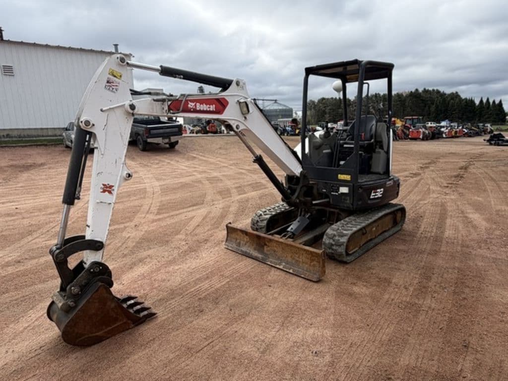 Image of Bobcat E32i Primary image