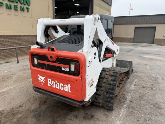 Image of Bobcat T650 equipment image 4