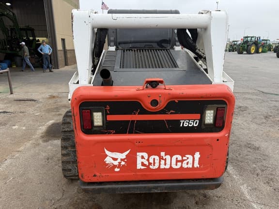 Image of Bobcat T650 equipment image 3