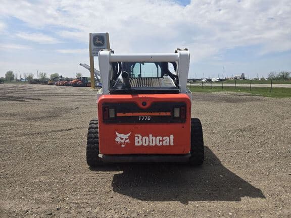 Image of Bobcat T770 equipment image 3