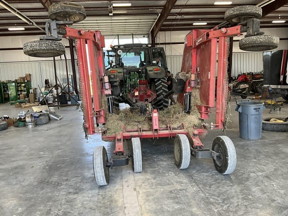 2019 Bush Hog 2820 Equipment Image0