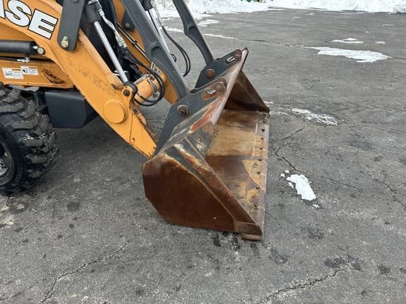 Image of Case 580N EP equipment image 4