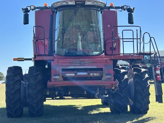 Image of Case IH 8250 equipment image 2