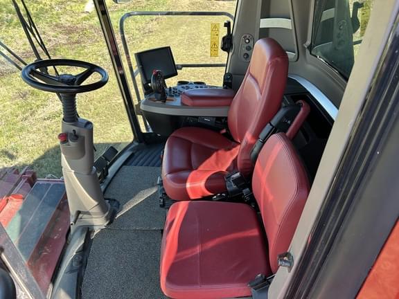 Image of Case IH 8250 equipment image 3