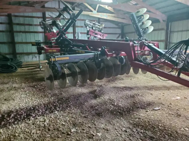 Image of Case IH Ecolo-Tiger 875 equipment image 2