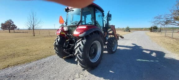 Image of Case IH Farmall 75C equipment image 4