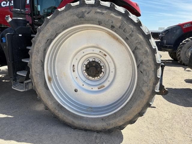Image of Case IH Magnum 250 CVT equipment image 3