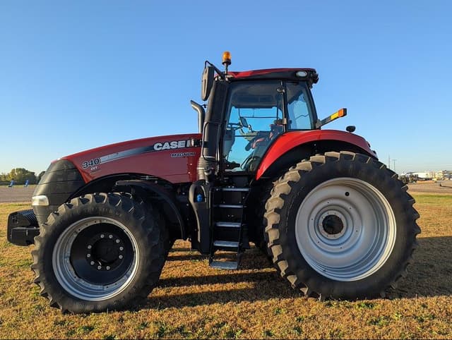 Image of Case IH Magnum 340 equipment image 1