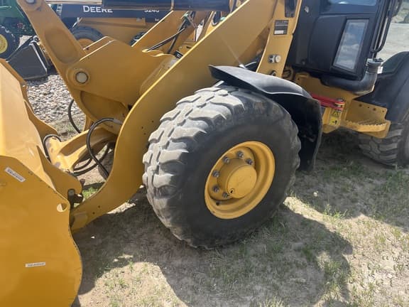 Image of Caterpillar 906M equipment image 4