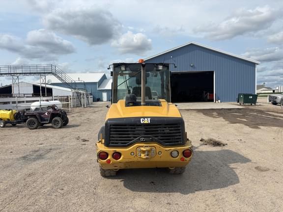 Image of Caterpillar 906M equipment image 3