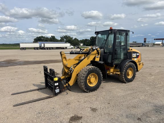 2019 Caterpillar 906M Equipment Image0