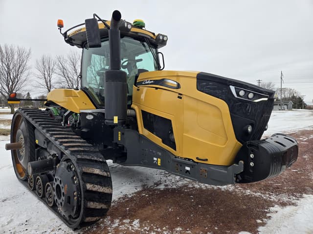 Image of Challenger MT738 equipment image 2