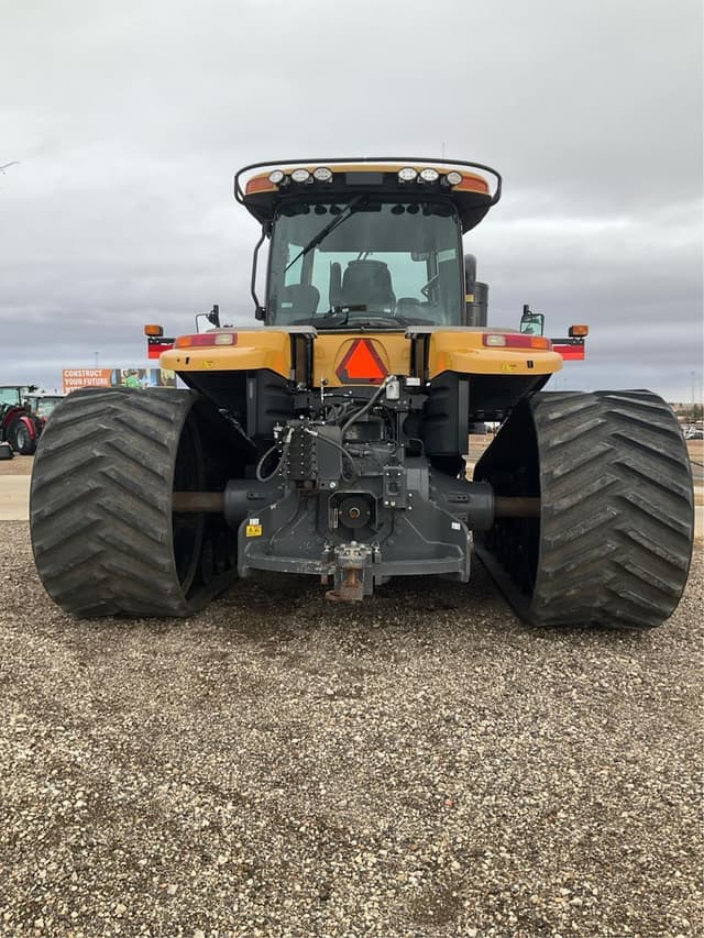 Image of Challenger MT865E equipment image 3