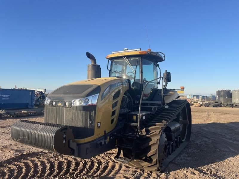 Image of Challenger MT875E Primary image