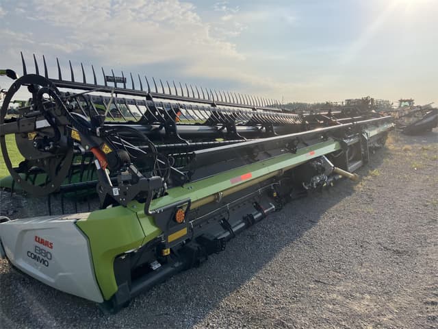 Image of CLAAS 1380 Convio equipment image 2