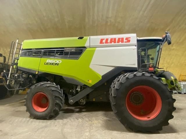 Image of CLAAS Lexion 8600 equipment image 1