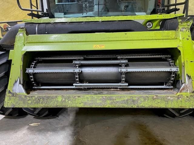 Image of CLAAS Lexion 8600 equipment image 4