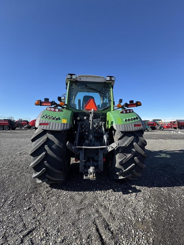 Image of Fendt 724 Vario equipment image 4