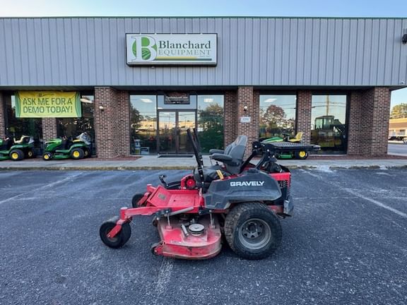 2019 Gravely Pro-Turn 460 Equipment Image0