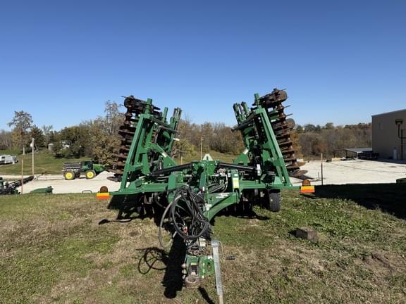 Image of Great Plains 2400TM equipment image 1