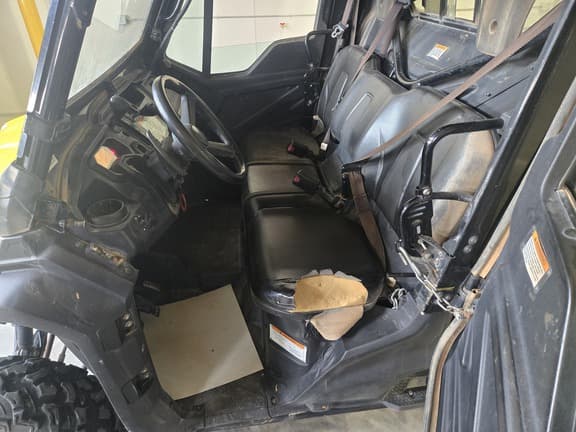 Image of Honda Pioneer 1000 equipment image 4