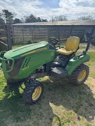 Image of John Deere 1023E equipment image 1