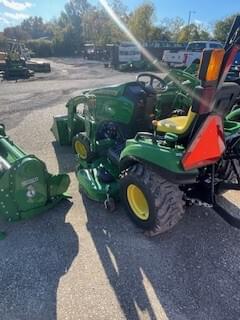 Image of John Deere 1023E equipment image 3
