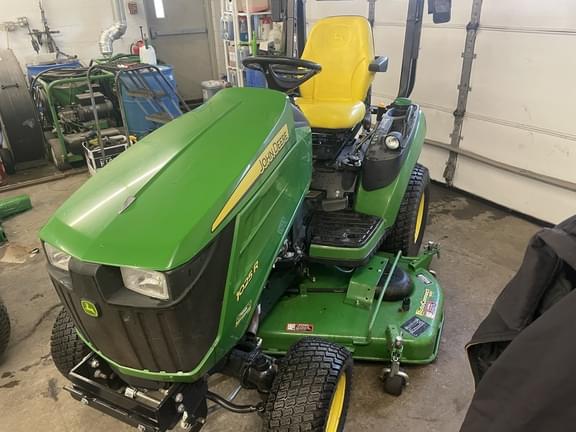 Image of John Deere 1025R equipment image 2