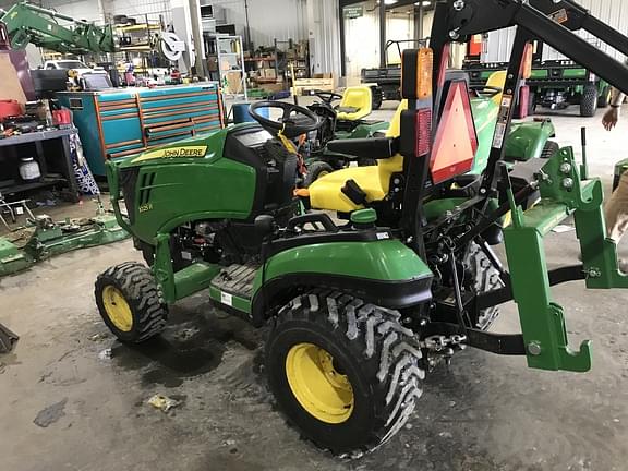 Image of John Deere 1025R equipment image 2