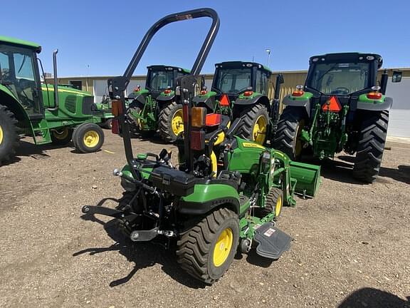 Image of John Deere 1025R equipment image 4