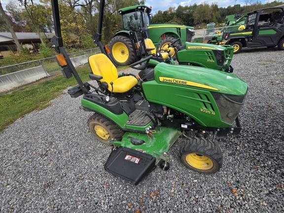 Image of John Deere 1025R Image 0