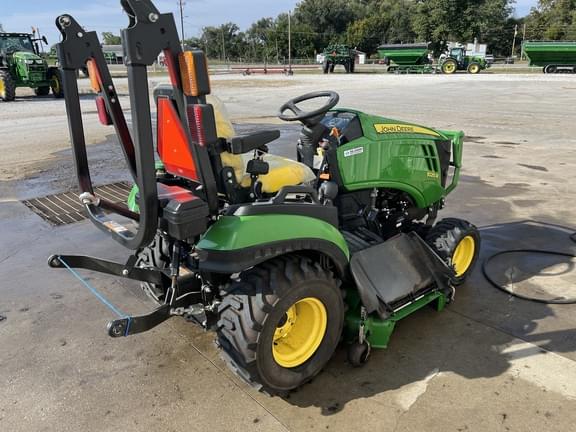 Image of John Deere 1025R equipment image 2