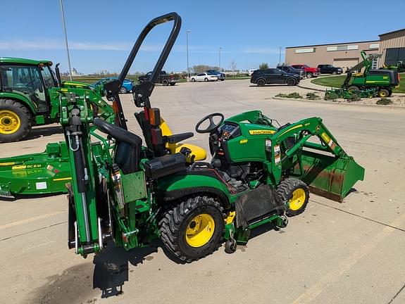 Image of John Deere 1025R equipment image 3