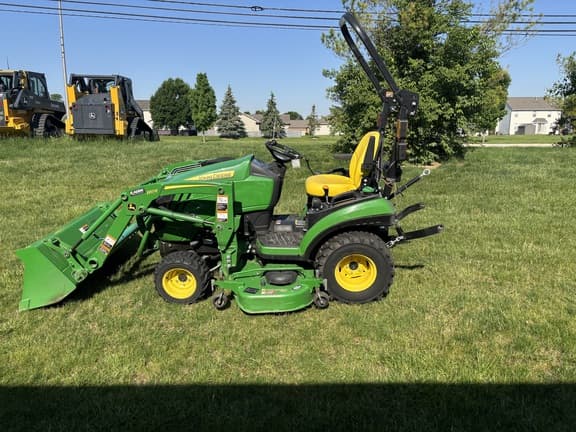 Image of John Deere 1025R equipment image 3