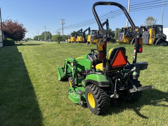Image of John Deere 1025R equipment image 4