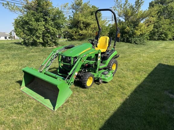Image of John Deere 1025R equipment image 2