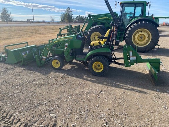 2019 John Deere 1025R Equipment Image0