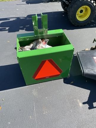 Image of John Deere 1025R equipment image 3