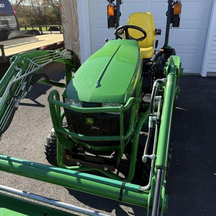 Image of John Deere 1025R equipment image 1