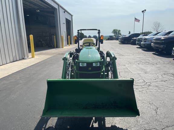 Image of John Deere 1025R equipment image 2