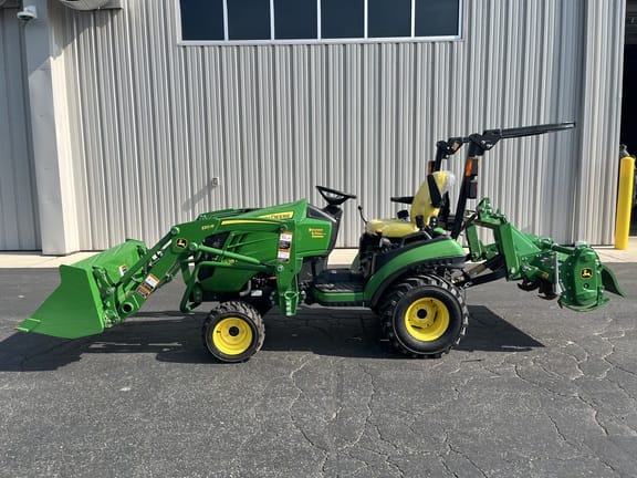 2019 John Deere 1025R Equipment Image0