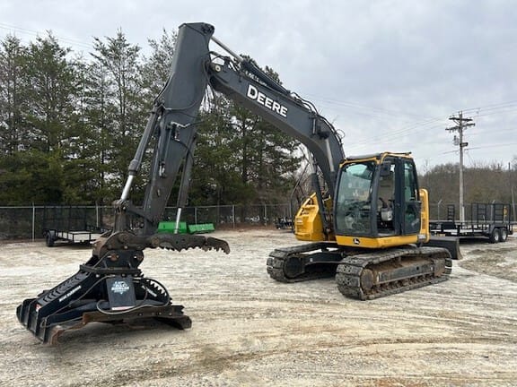 2019 John Deere 135G Equipment Image0