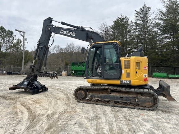 Image of John Deere 135G equipment image 1
