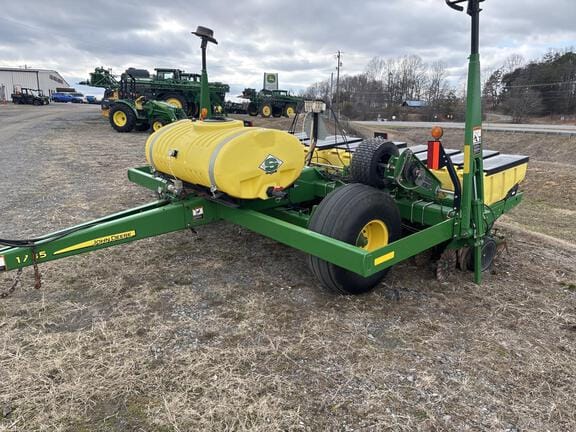 2019 John Deere 1785 Equipment Image0