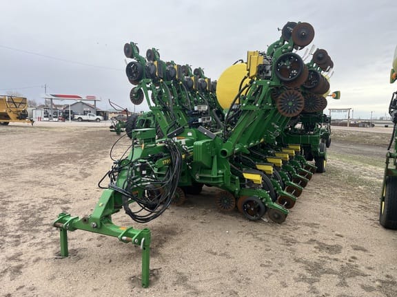 2019 John Deere 1795 Equipment Image0