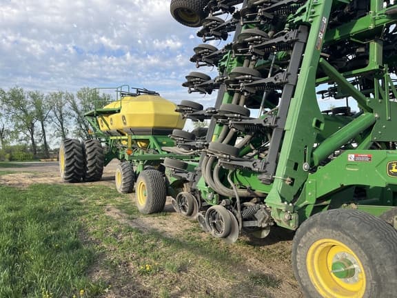 Image of John Deere 1890 Primary image