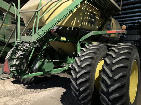 Image of John Deere 1910 equipment image 3